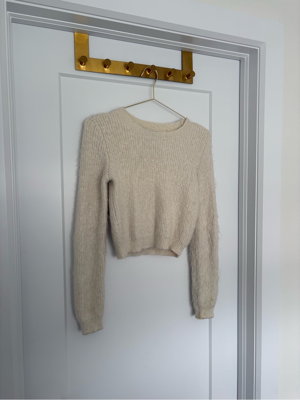 Forever 21 Cream Ribbed Crew Sweater - Picture 3 of 6